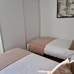 Ruceel Aroeira Holiday home *