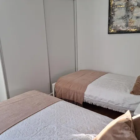 Ruceel Aroeira Holiday home *